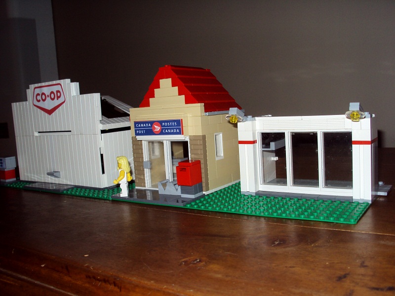 000000_coop_and_canada_post_and_dodge_199.jpg