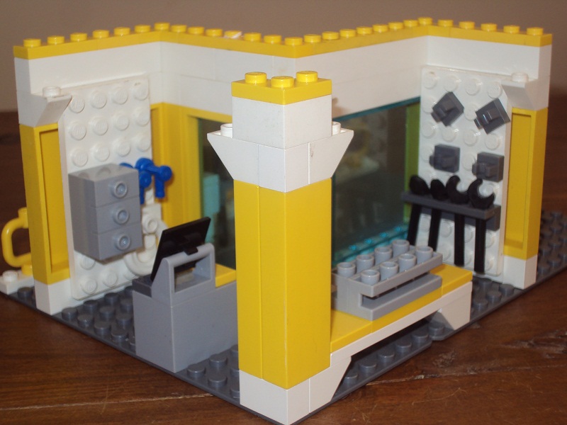 lego_city_style_hardware_store_98.jpg