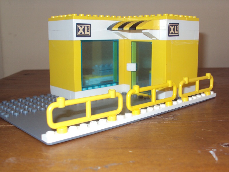 lego_city_style_hardware_store_99.jpg