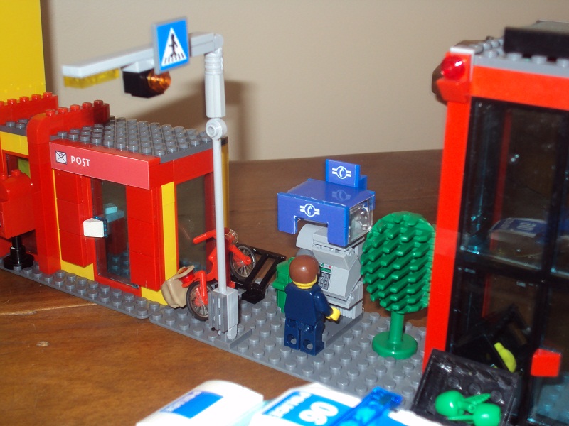 lego_danish_street_96.jpg