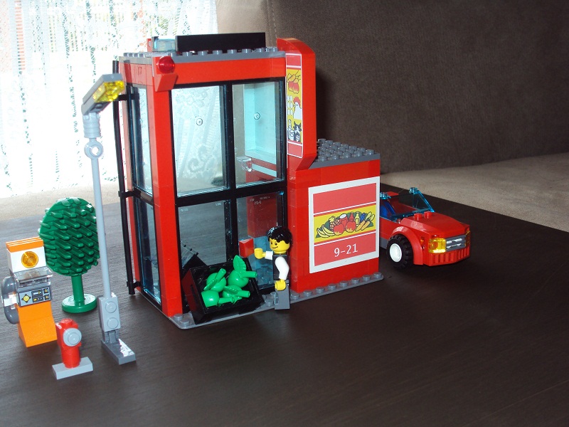 lego_danish_street_98.jpg