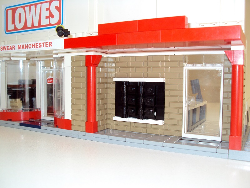 000000_row_of_shops_296.jpg