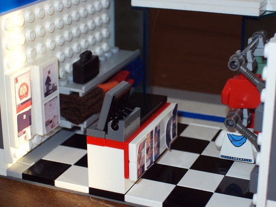 0000_1_lowes_menswear_store_97.jpg