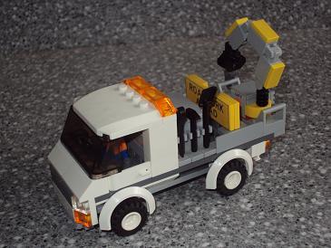 road_maintance_truck_1.jpg
