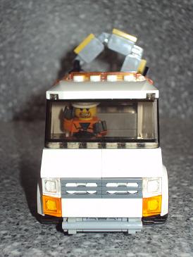road_maintance_truck_3.jpg