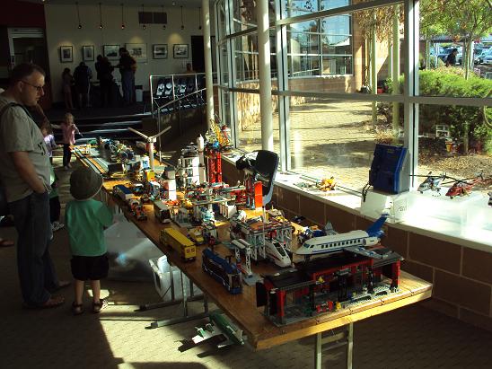 0000_trainshow_2011_pic_1.jpg
