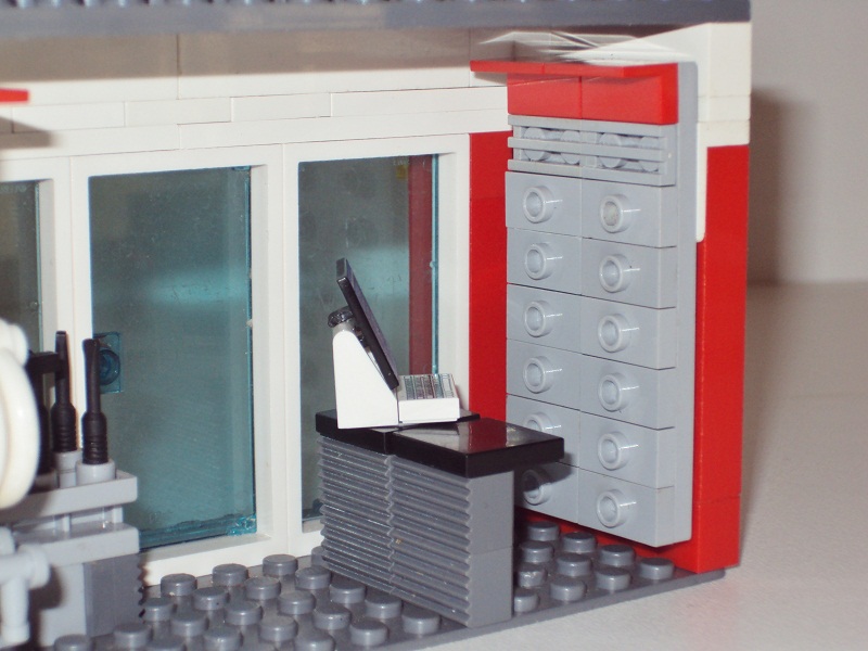 true_value_us_mini_store_02.jpg