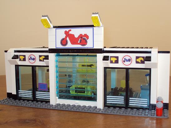 98_retro_motorcycle_shop.jpg