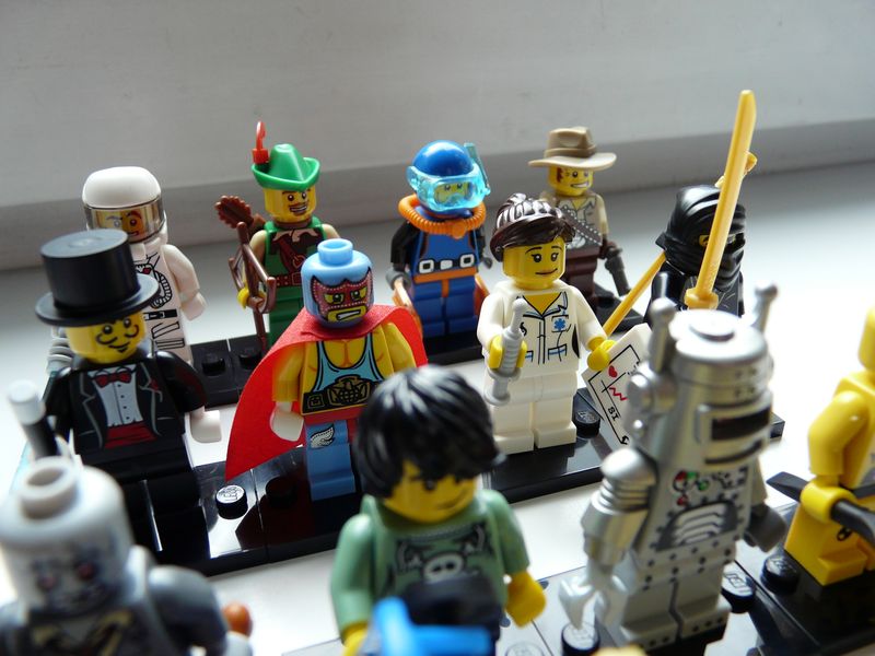 17_all_minifigure_series_1_07.jpg