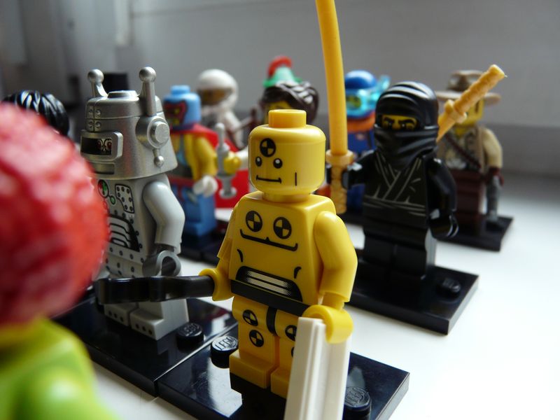 17_all_minifigure_series_1_13.jpg