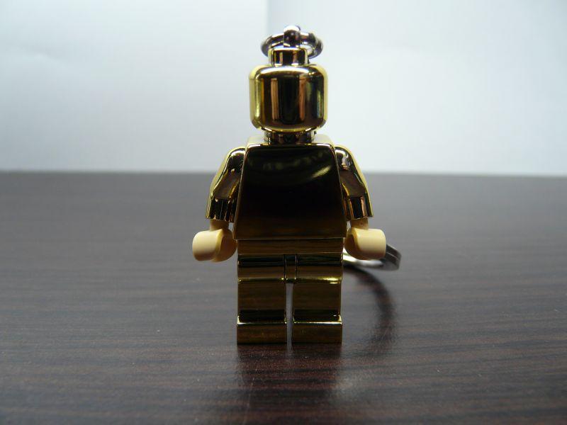 goldenminifig05.jpg