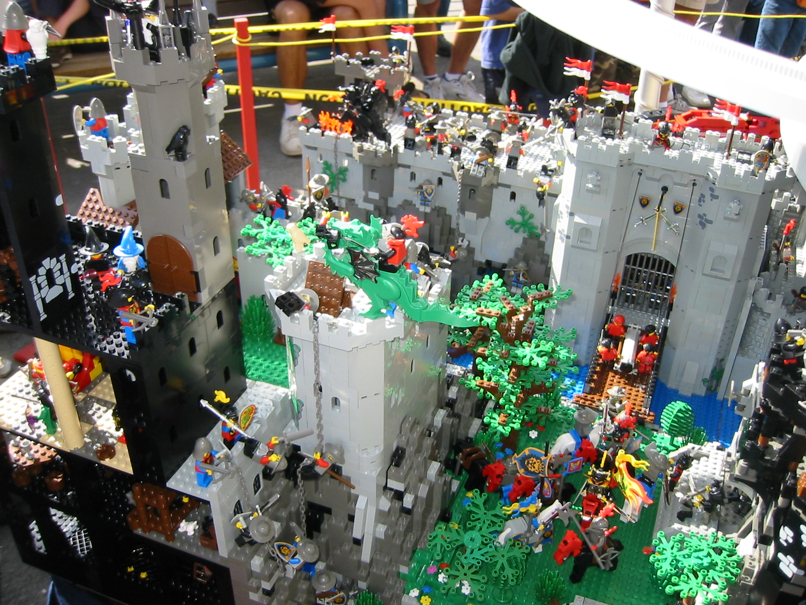 castlewar14.jpg