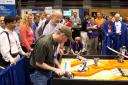 niweek06_compstart.jpg