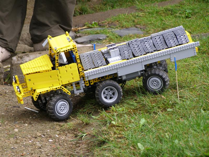 p7053459s.jpg