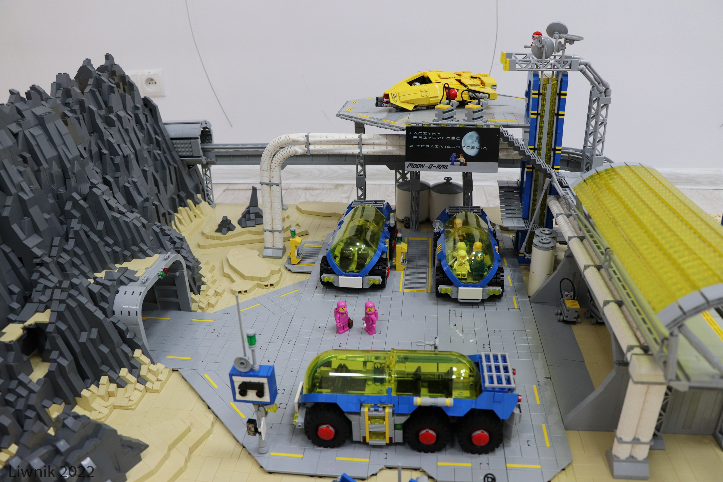 space-img_7531cs.jpg
