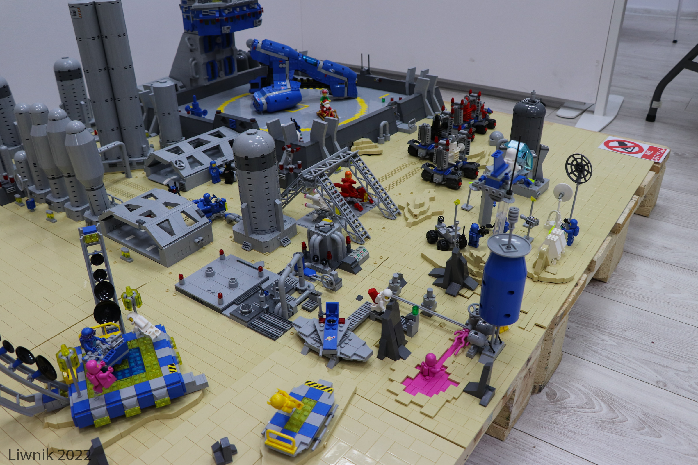 space-img_7678cs.jpg