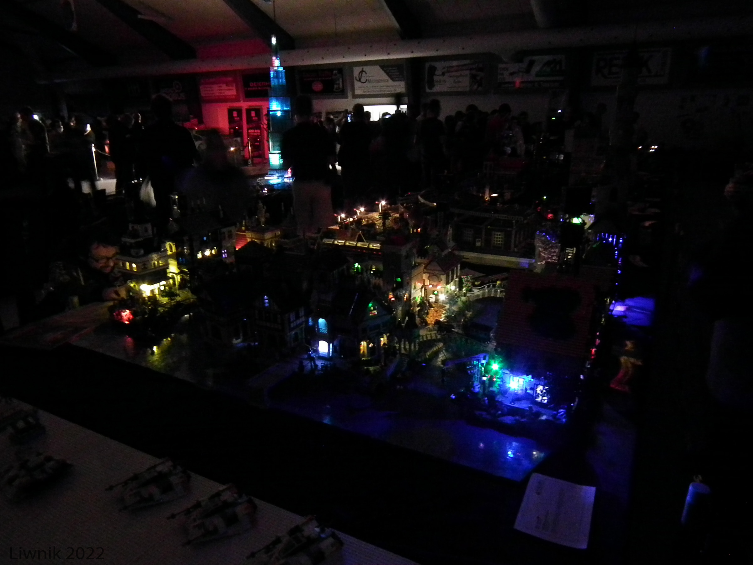 n-dscf9060cs.jpg