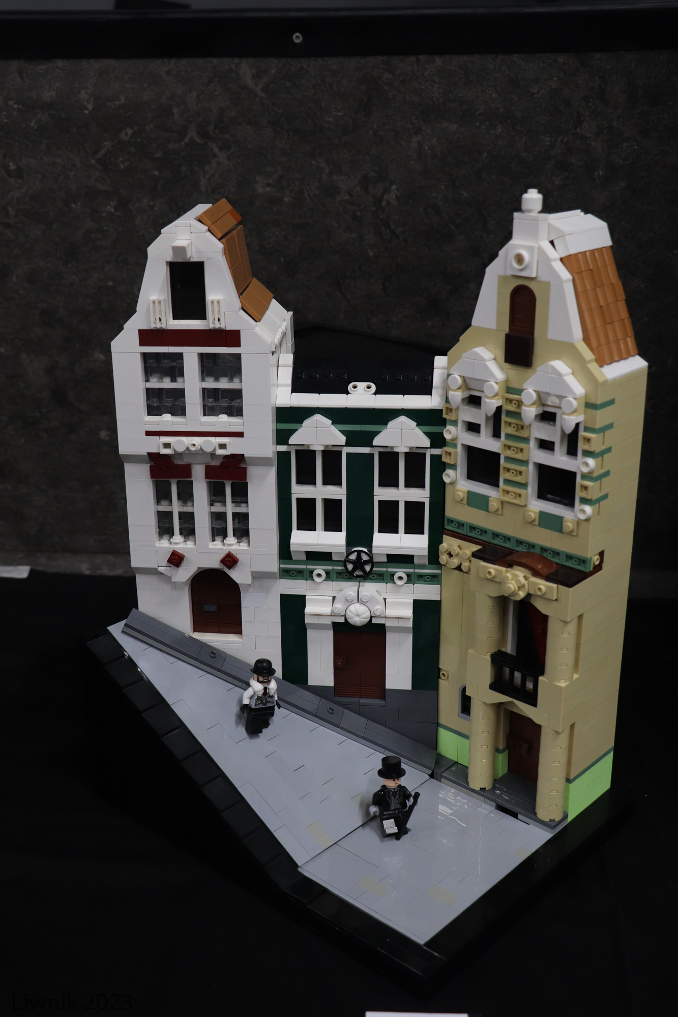 img_6392cs.jpg