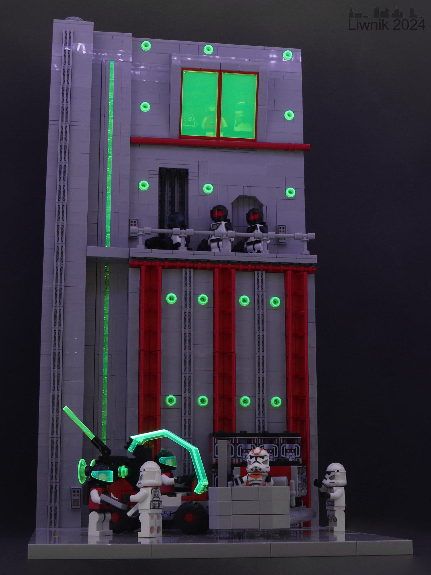 003.jpg