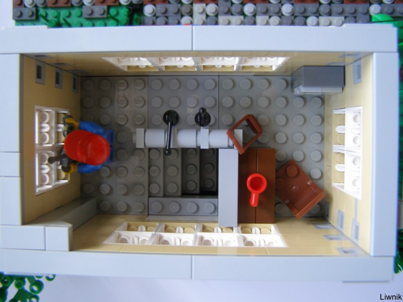 013-pc316116s.jpg
