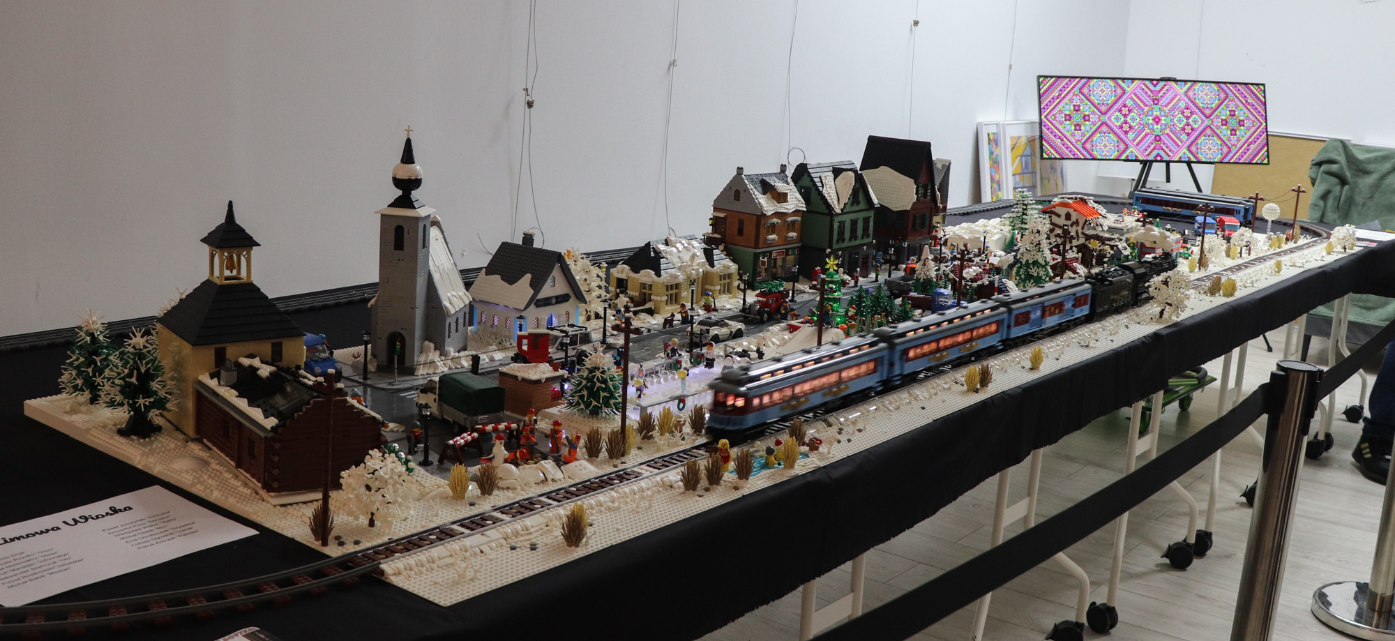 winter-village-img_7916cs.jpg