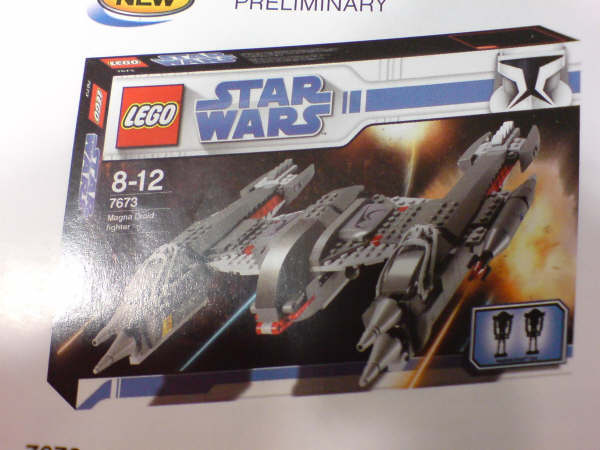 7673_magna_droid_fighter.jpg