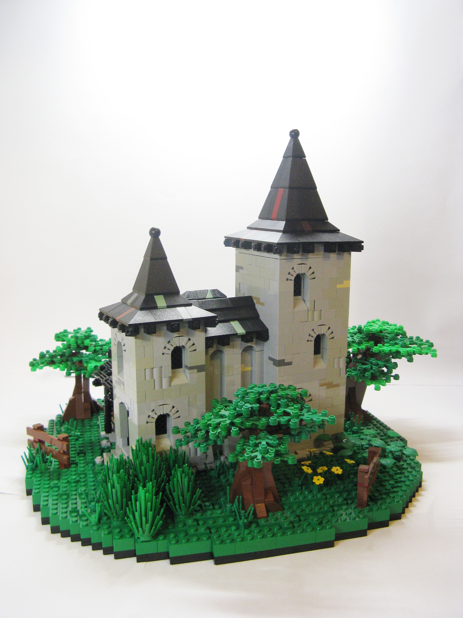 guarded_inn3.jpg