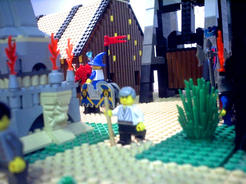 path_between_the_statue_and_the_castle.jpg