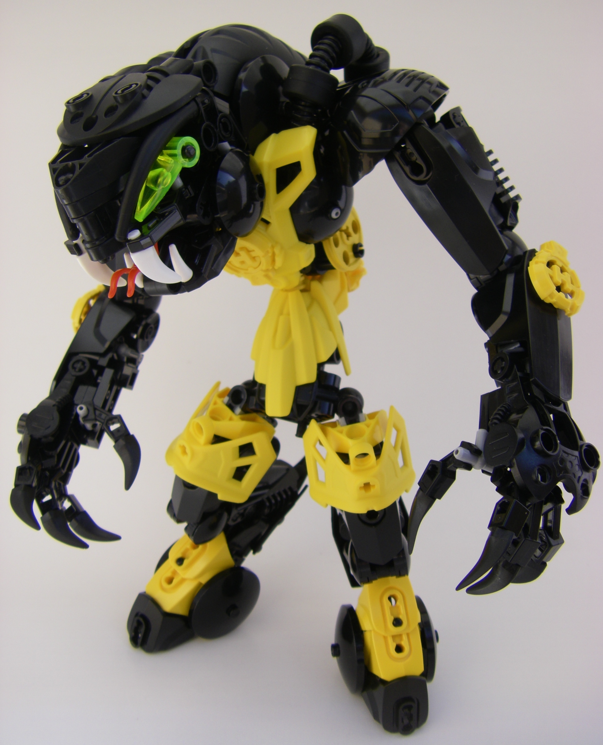 gilamonstrosity_017.jpg