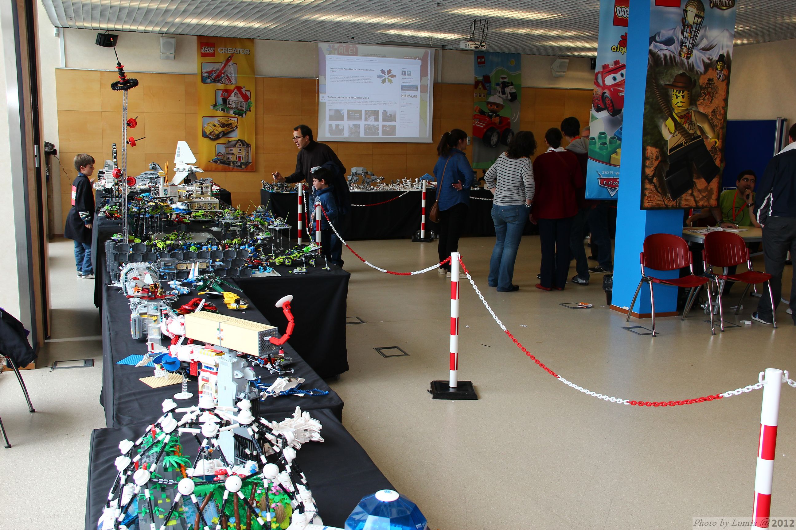 madbrick2012_12.jpg