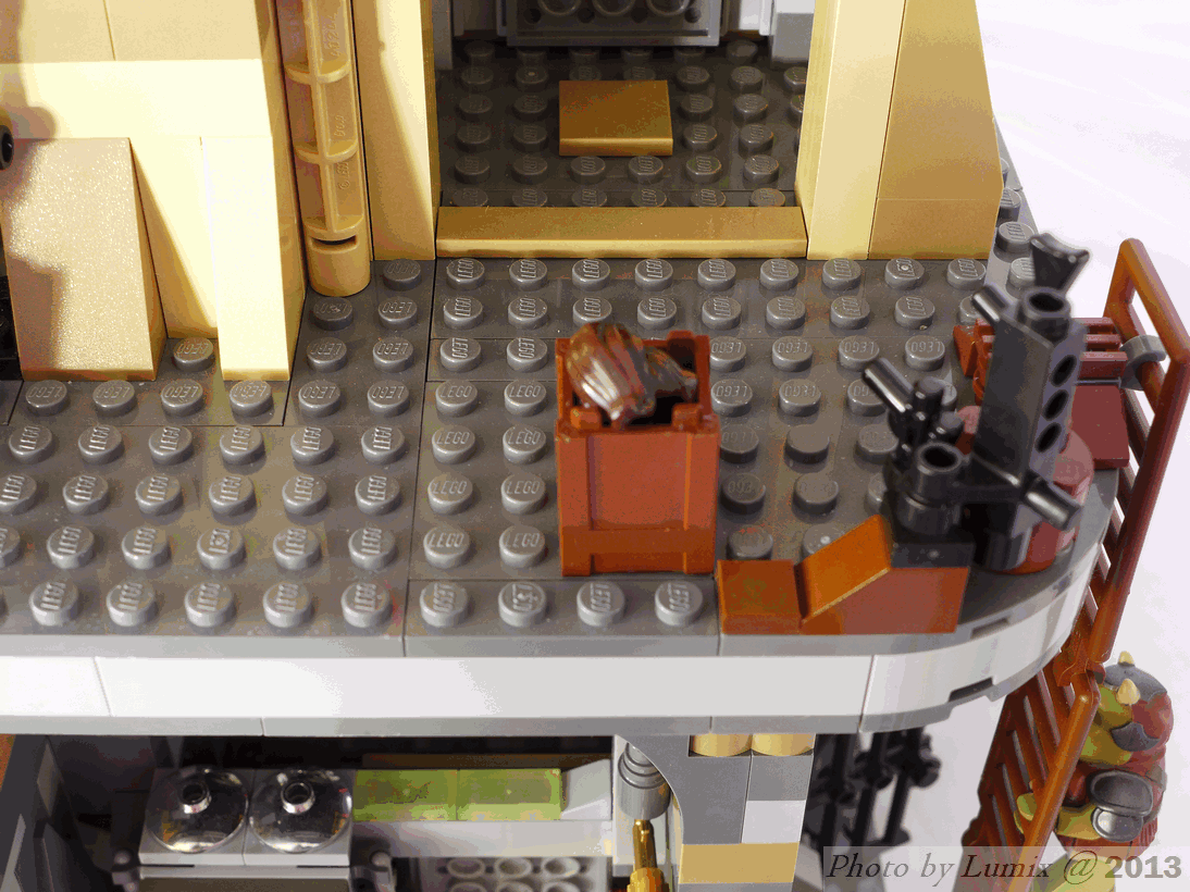 ucs_palace_078a.gif
