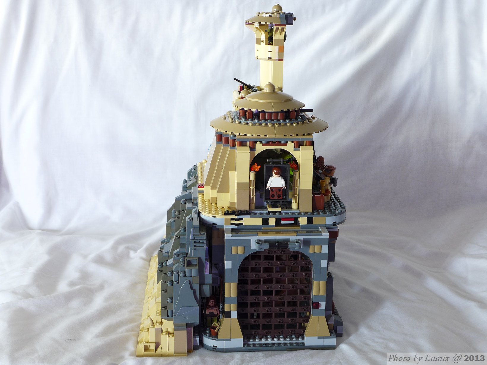 ucs_palace_007.jpg