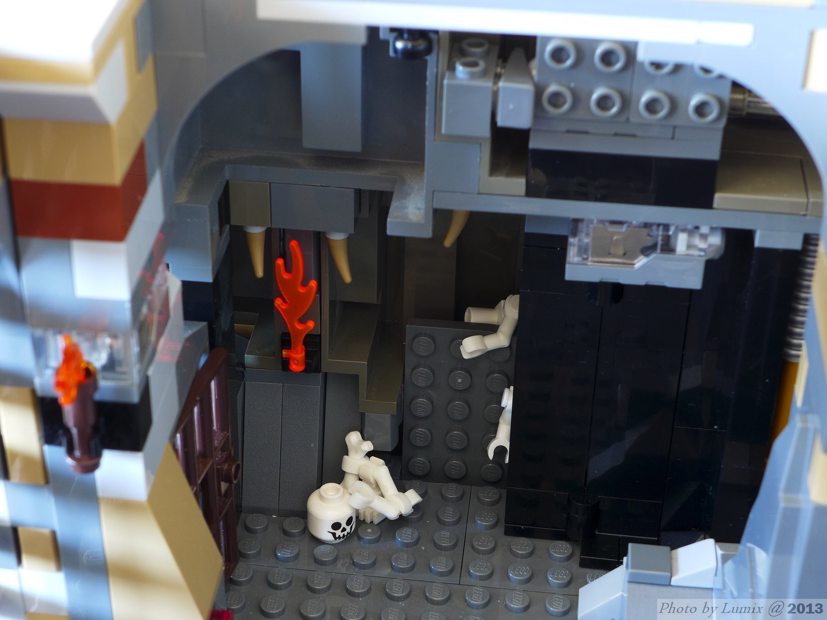 ucs_palace_097.jpg
