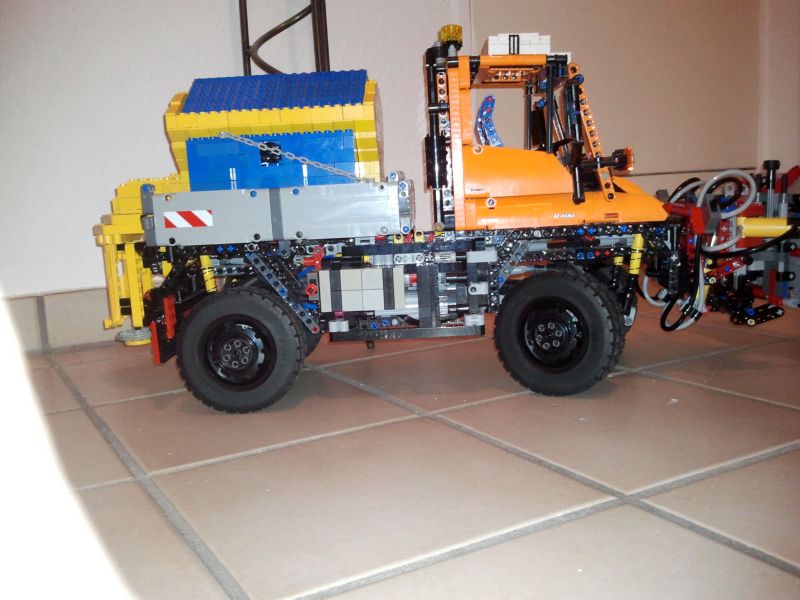 8110_6.jpg