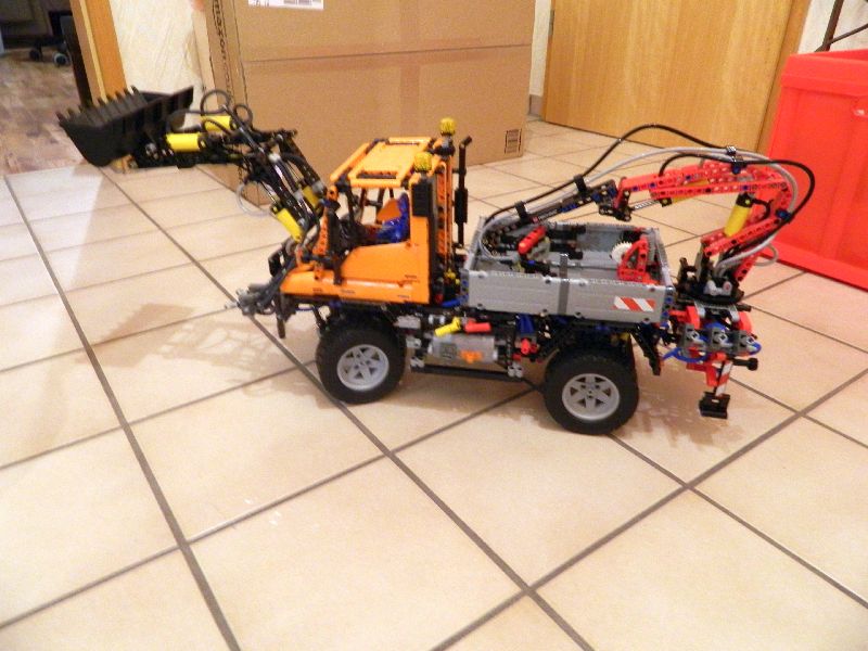 unimog_u_400_3_.jpg
