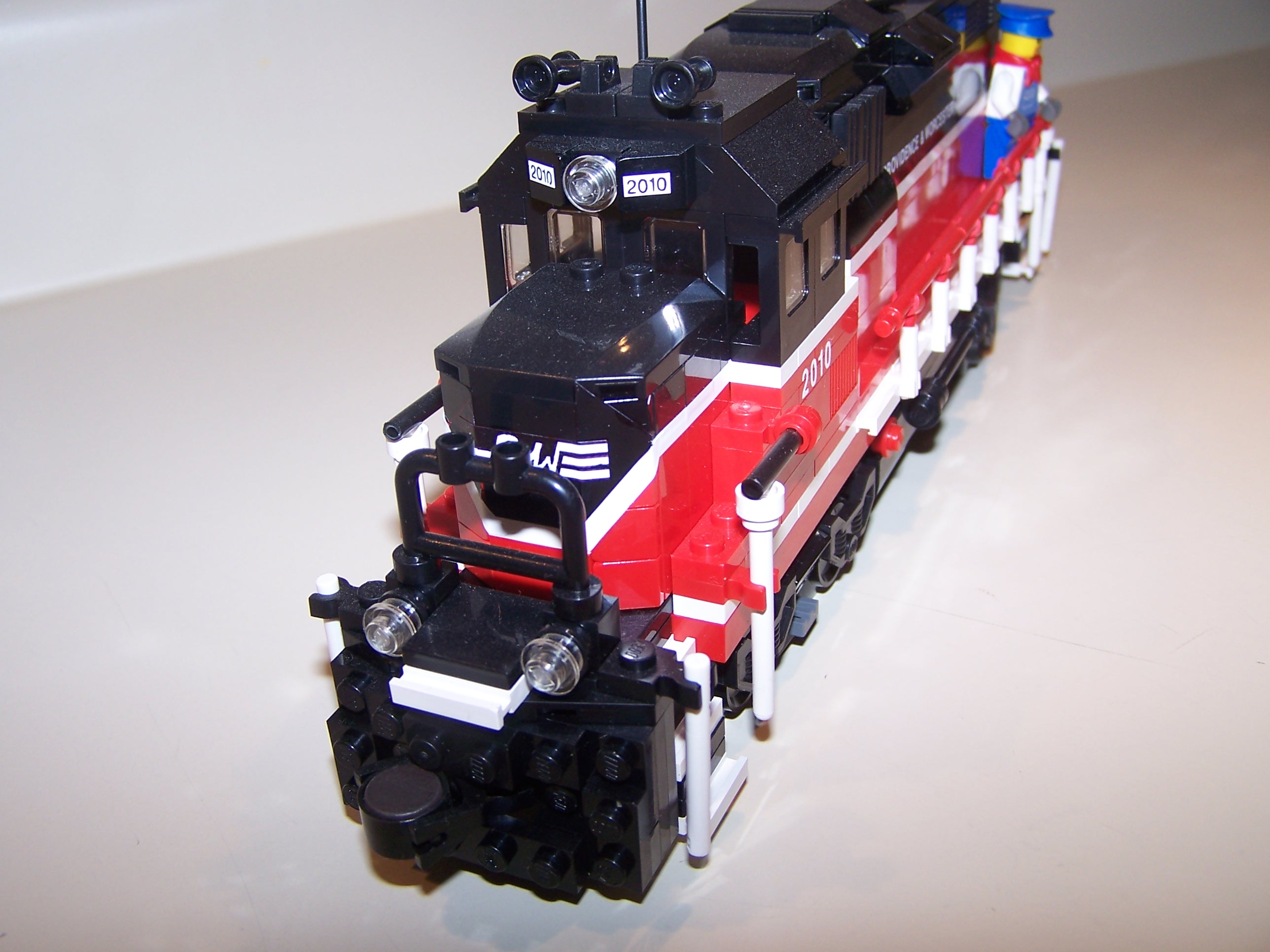 002.jpg