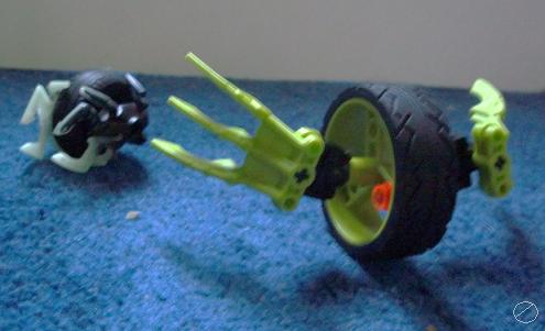 clawheel_and_its_friend.jpg