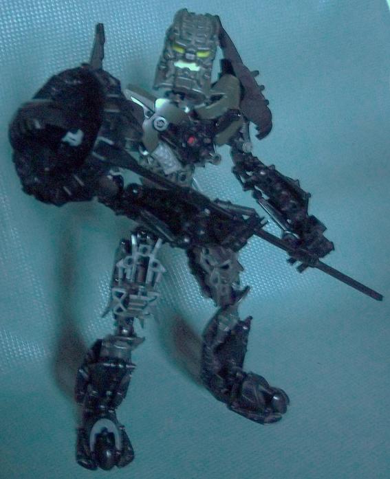 tobdukpose.jpg