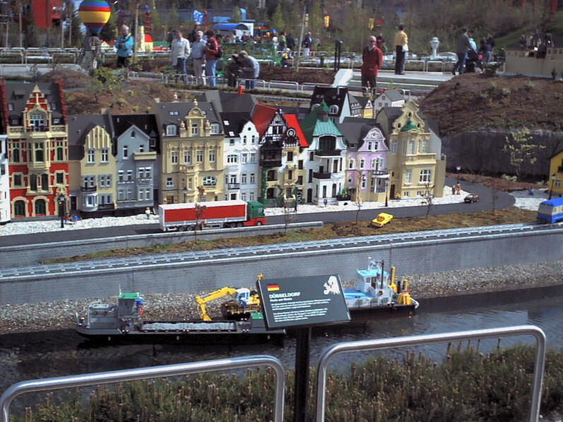 minilandduesseldorfperledesrheins.jpg