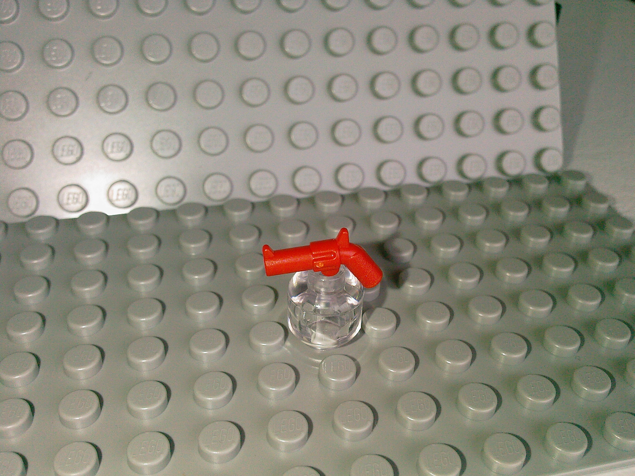 30132_-_weapon_gun_pistol_revolver_red.jpg