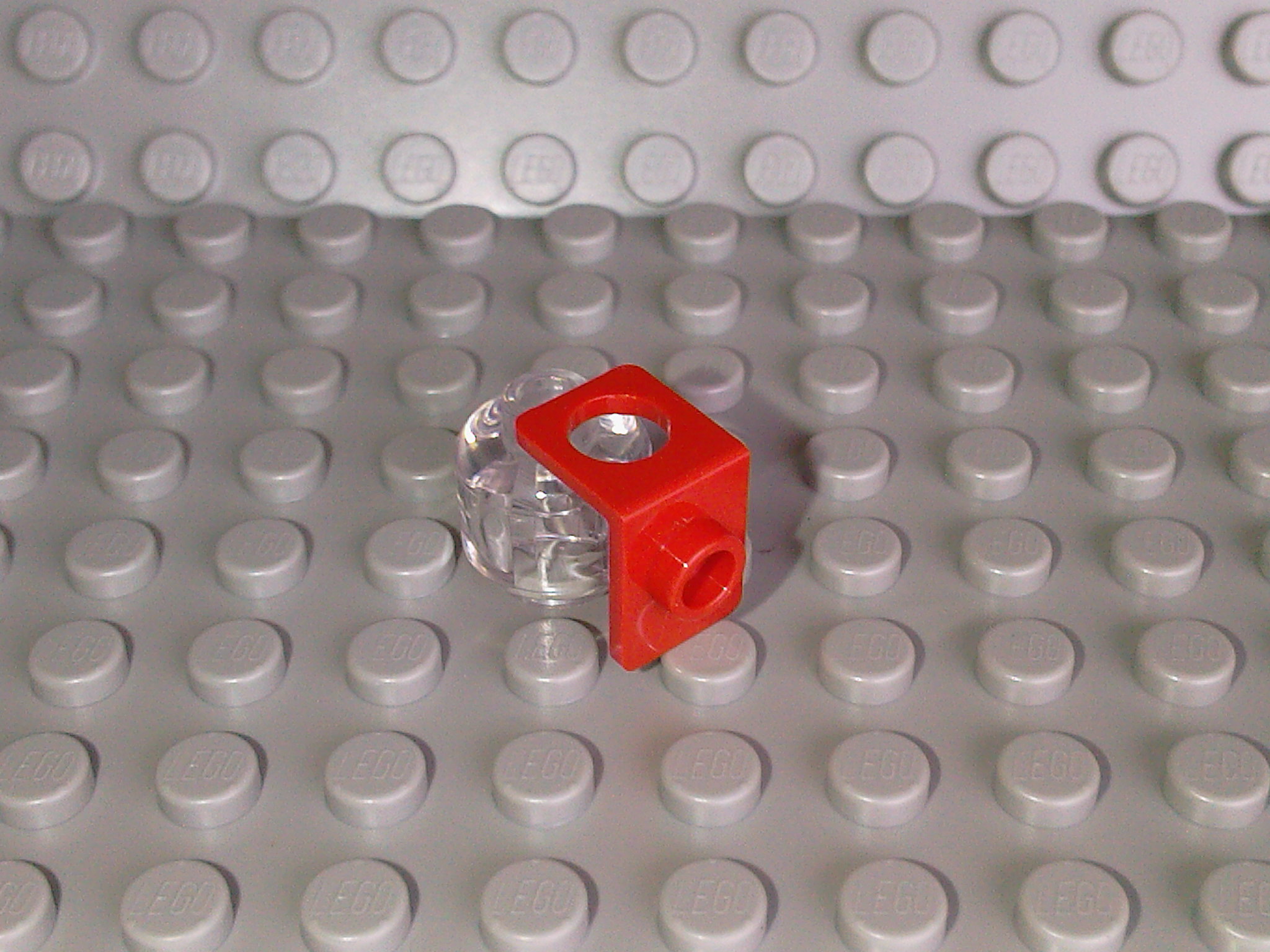 42446_-_bracket_with_back_stud_red.jpg