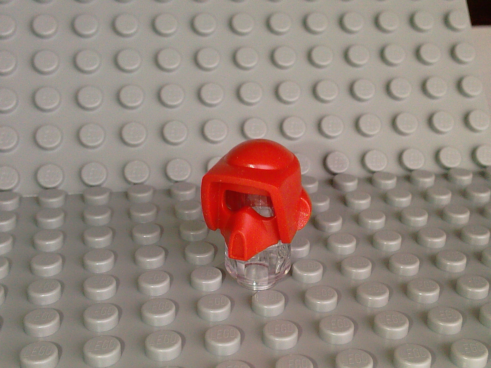 x52_-_sw_helmet_scout_trooper_red.jpg