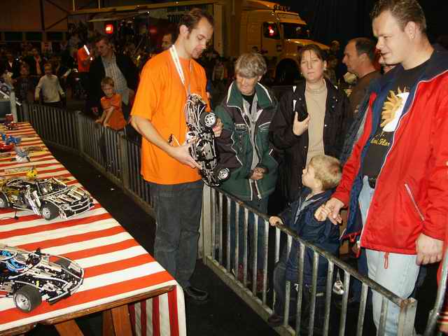 pict2525.jpg