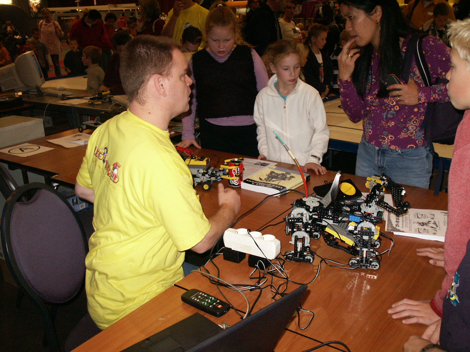 legoworld2002-200.jpg