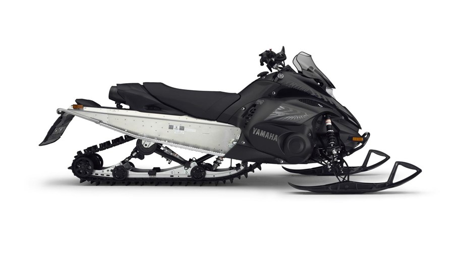 2013-yamaha-fxnytro-x-tx-eu-yamaha-black-studio-002.jpg