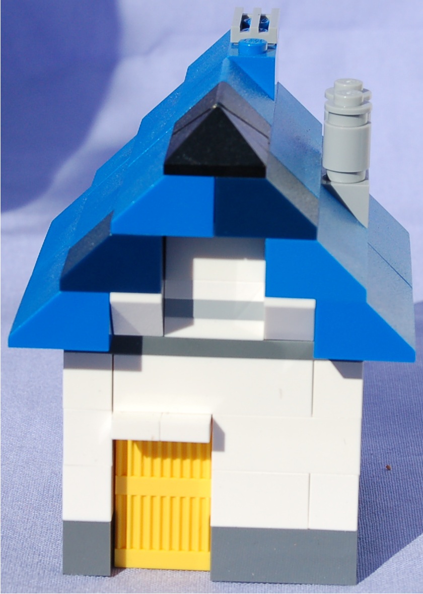 blue-roofed_house__front.jpg