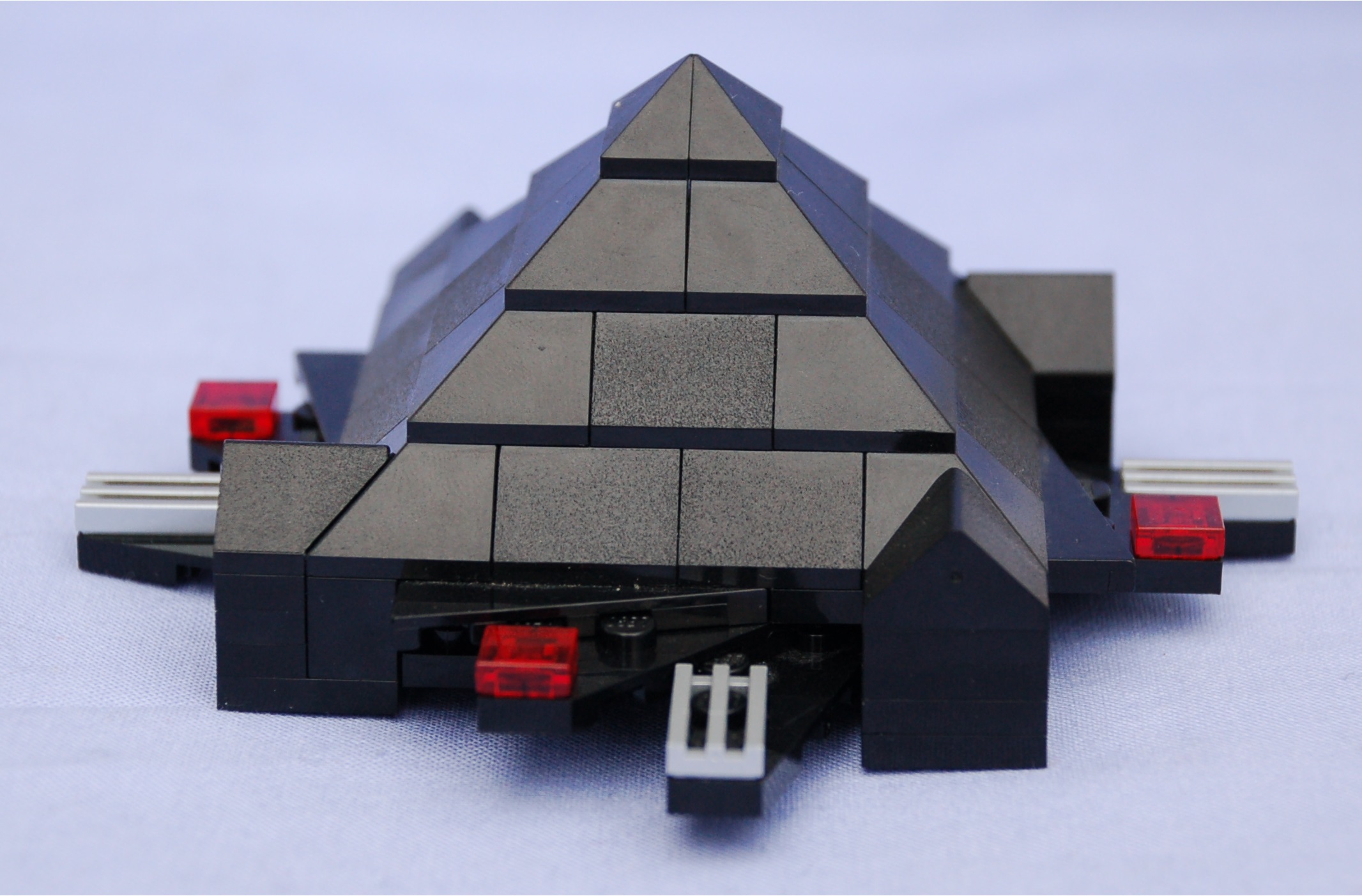 sci-fi_pyramid__front.jpg