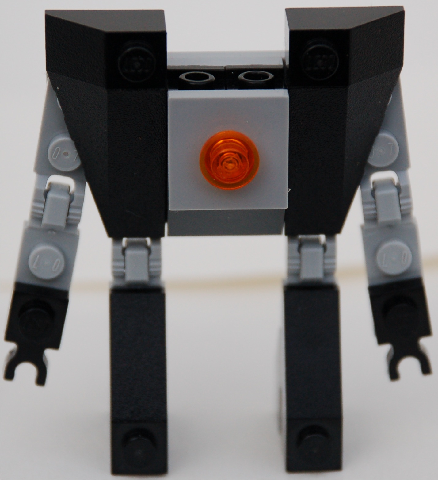 swingarms__front.jpg