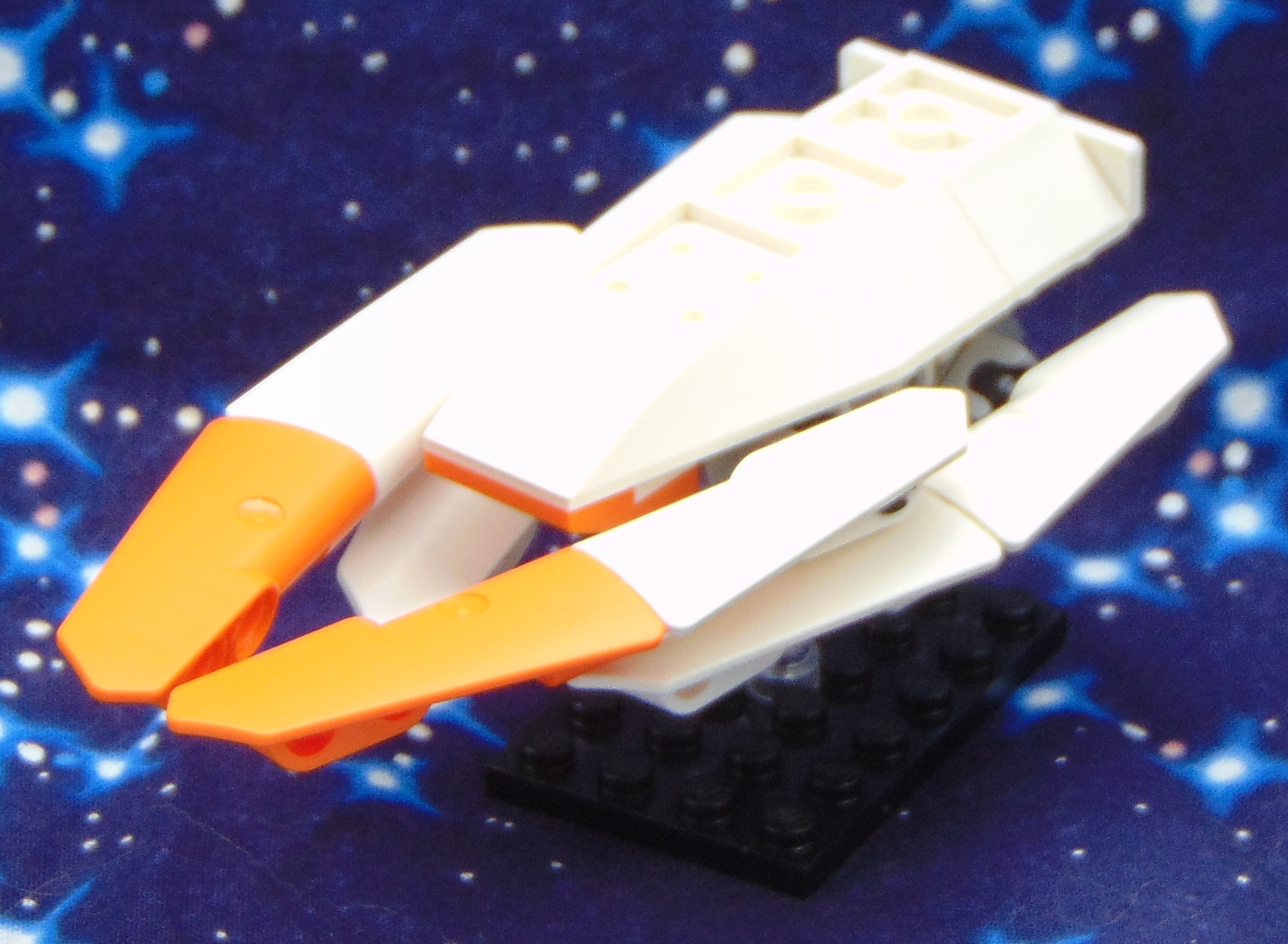 Crossover_Frigate__oblique.JPG