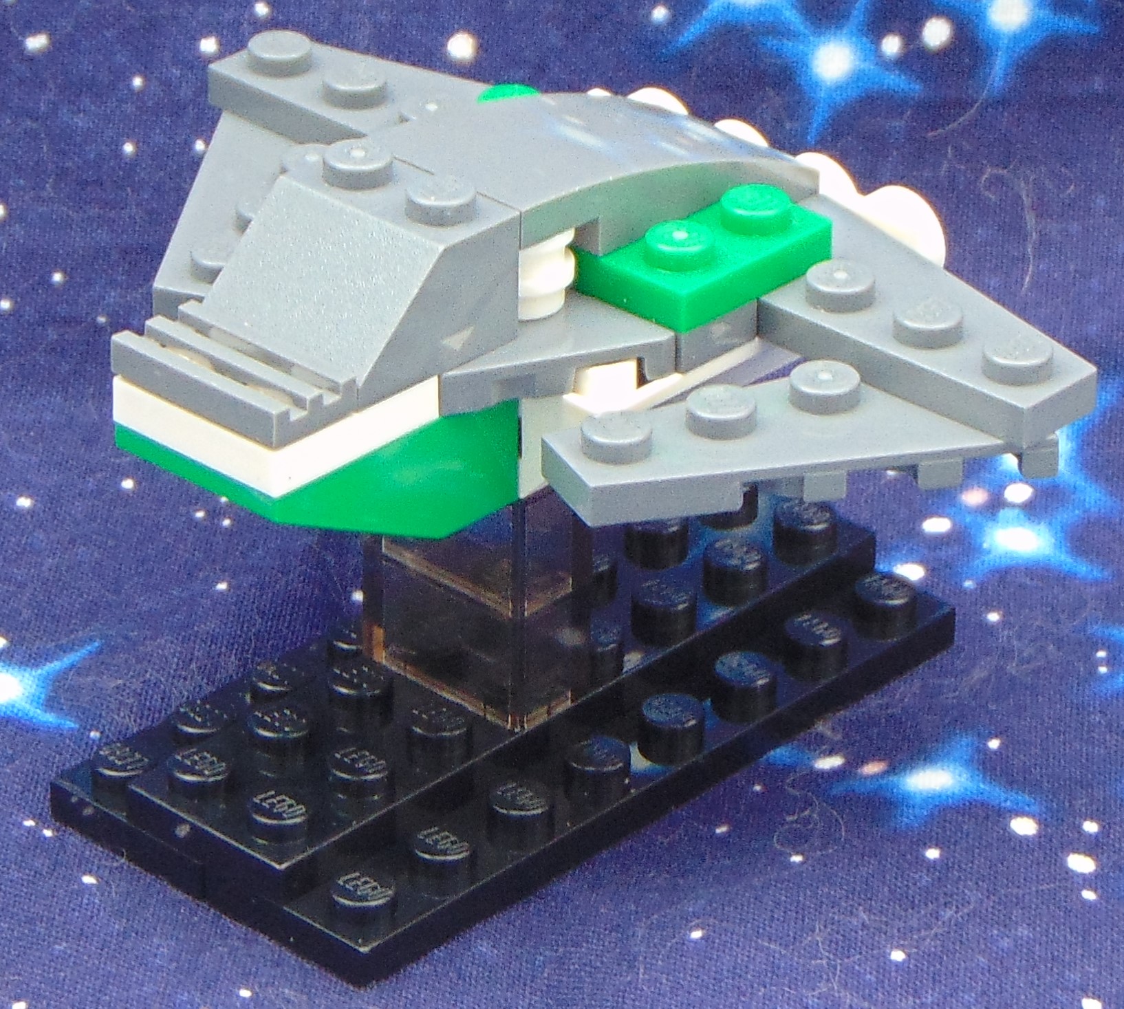 deep_space_drone__wings_closed__angle.jpg